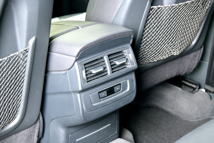 奥迪Q7 2016款 40 TFSI 舒适型中控内饰7010