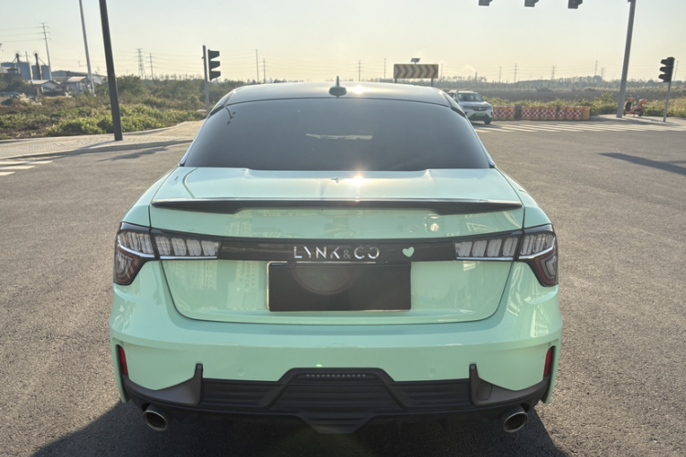 领克03 2021款 1.5TD DCT劲 冠军版车身外观6006