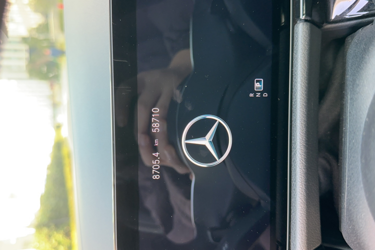 奔驰GLA 2022款 改款 GLA 200中控内饰15