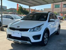 起亚 KX CROSS 2017款 1.4L AT GLS