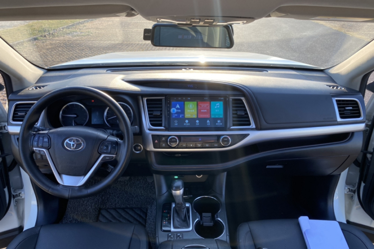 丰田 汉兰达 2017款 2.0T 两驱豪华版 7座局部细节16