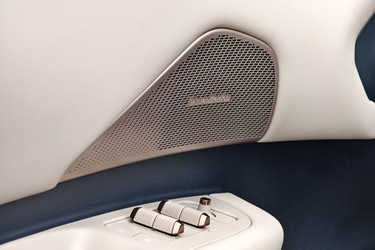 领克Z20 2025款 530km 后驱Max中控内饰7003