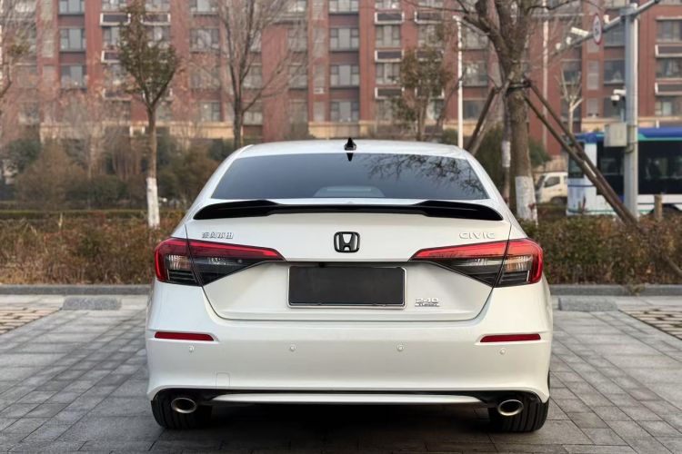 本田 思域 2022款 240TURBO CVT燃动版车身外观6006