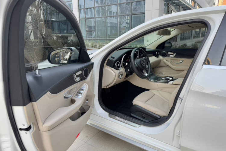 奔驰C级 2017款 C 200 L 运动版车身外观6002