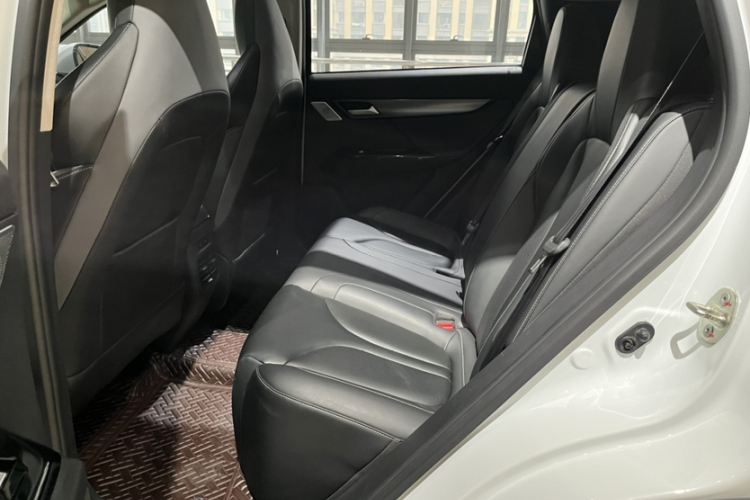 小鹏G3 2022款 G3i 460N中控内饰7006