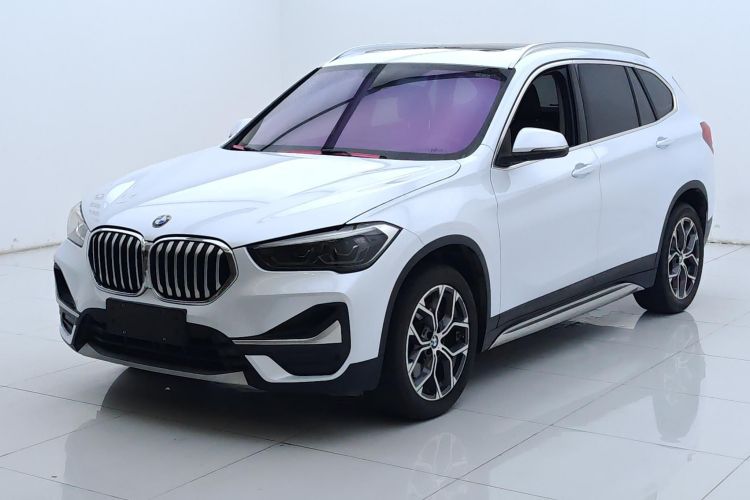 宝马X1 2020款 sDrive25Li 领先型车身外观1