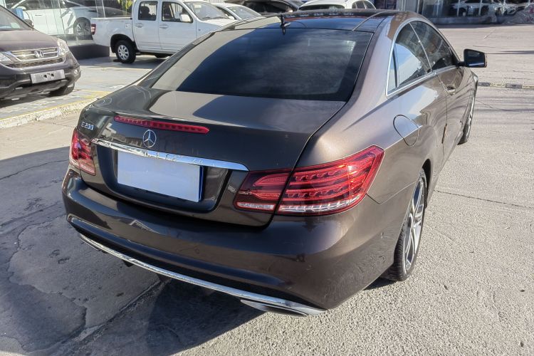 奔驰E级(进口) 2014款 E 200 轿跑版车身外观6002