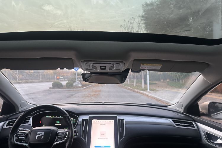 飞凡汽车 飞凡ER6 2021款 新动版 620km 智享版中控内饰7004