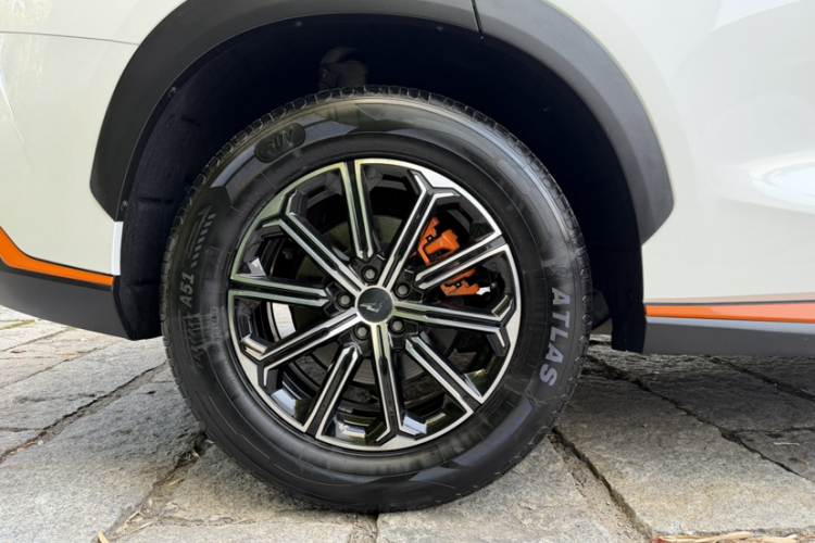 凯翼昆仑 2023款 昆仑 300 天际版车身外观6005