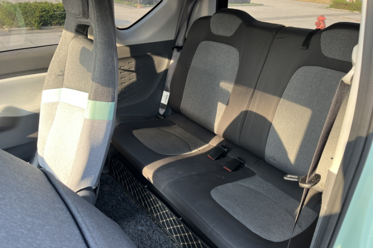 五菱汽车 宏光MINIEV 2022款 马卡龙臻享款 磷酸铁锂中控内饰7003