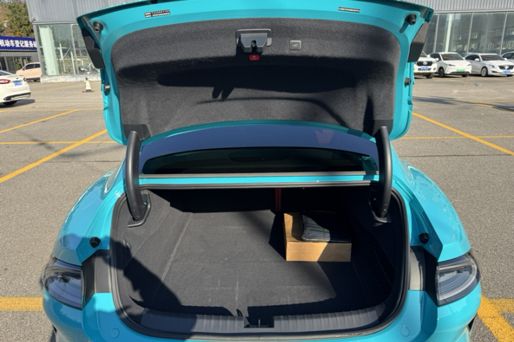 小米汽车 小米SU7 2024款 四驱超长续航高阶智驾Max版局部细节23