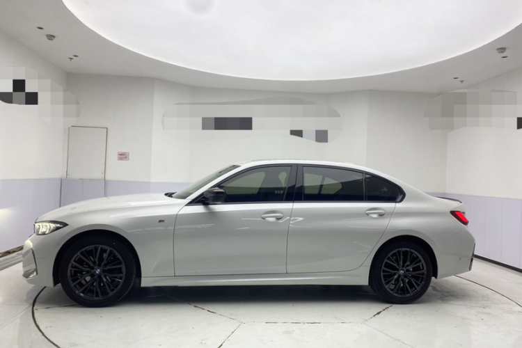 宝马3系 2023款 325Li M运动曜夜套装车身外观6002