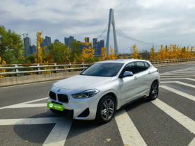 宝马X2 2021款 改款 sDrive25i M运动套装