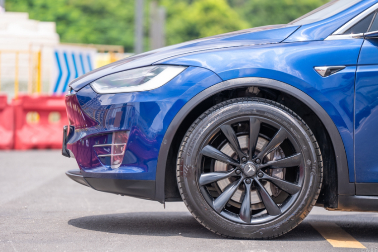 特斯拉 2017款 Model X 100D 长续航版车身外观6001