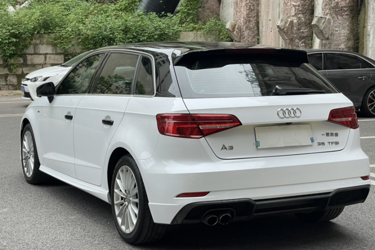 奥迪A3 2017款 Sportback 35 TFSI 时尚型车身外观6004