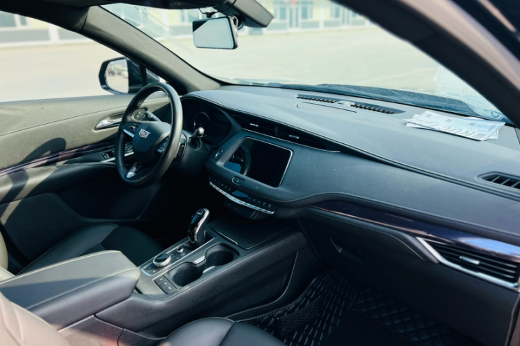 凯迪拉克XT4 2020款 改款 28T 两驱技术型车身外观6009