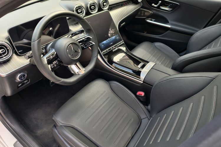 奔驰C级 2022款 改款 C 260 L 运动版中控内饰7002