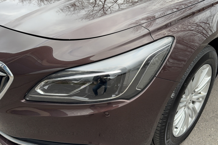 别克 君越 2018款 20T 精英型局部细节36