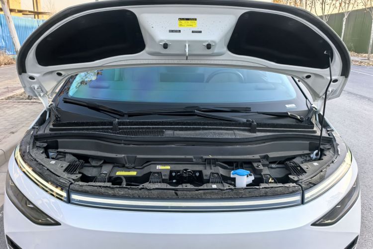 小鹏X9 2025款 740超长续航 Max局部细节24