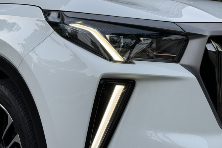 广汽传祺 传祺GS4 PLUS 2021款 270T 自动星辰版局部细节9007