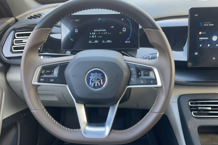 比亚迪 秦PLUS 2023款 冠军版 DM-i 55KM领先型局部细节13