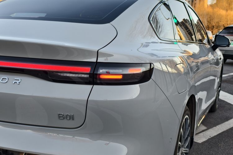 零跑汽车 零跑B01 2025款 650悦享版车身外观6010