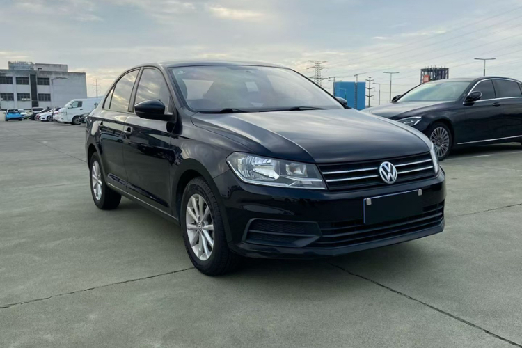 大众 桑塔纳 2019款 1.5L 自动风尚版 国VI车身外观6004