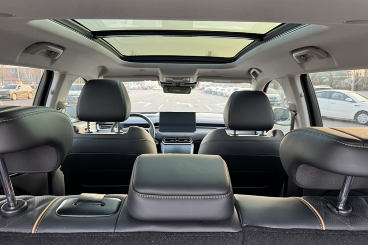 魏牌 拿铁DHT 2022款 1.5T DHT超大杯中控内饰7004