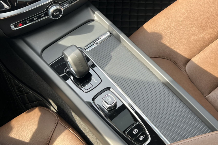 沃尔沃S60 2024款 B4 智逸豪华版中控内饰7007