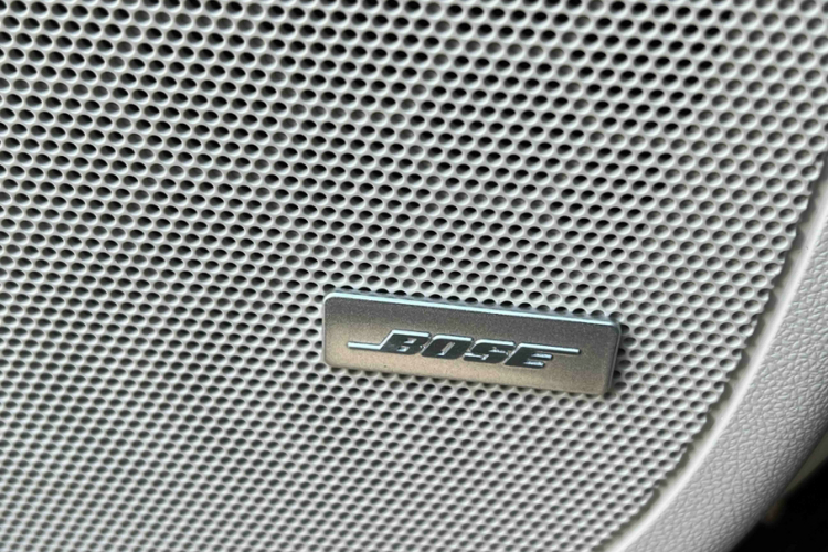 别克 昂科旗 2022款 652T 四驱Avenir艾维亚 6座中控内饰7004