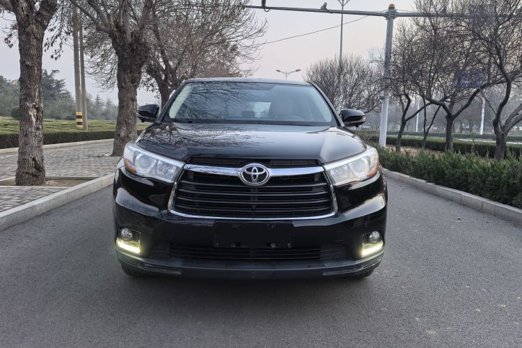 丰田 汉兰达 2015款 2.0T 两驱精英版 7座车身外观6005