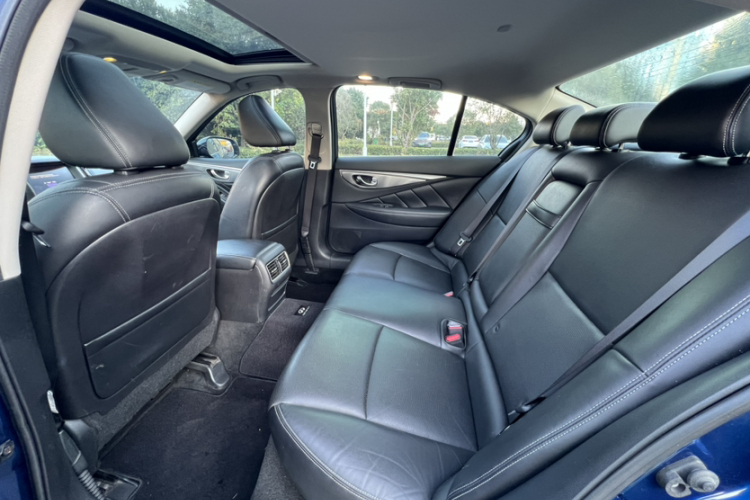 英菲尼迪Q50L 2016款 2.0T 悦享版中控内饰7003