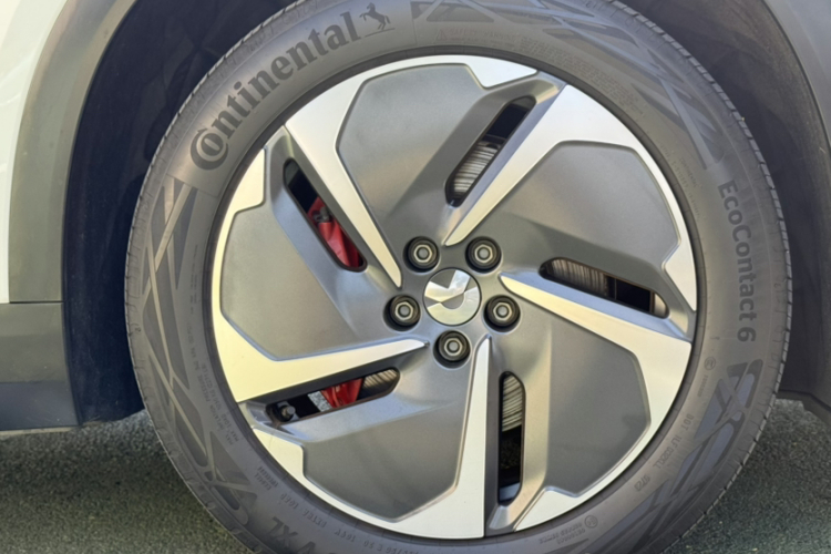 蔚来EC7 2023款 75kWh车身外观6008