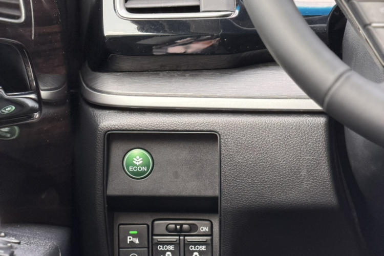 本田 艾力绅 2016款 2.4L 经典版车身外观6009