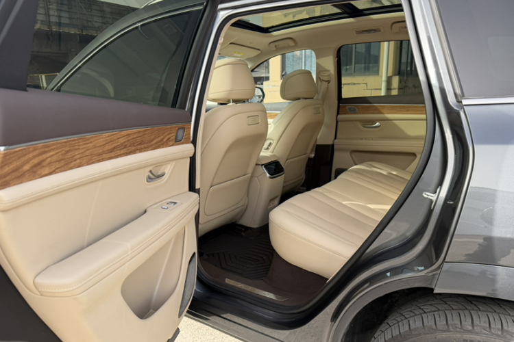 鸿蒙智行 问界M7 2024款 1.5T 后驱Plus版 5座中控内饰7013