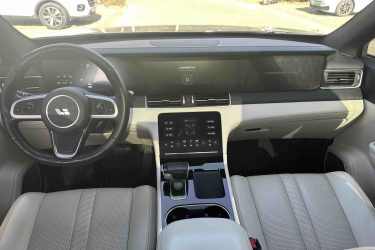 理想汽车 理想ONE 2020款 增程6座版中控内饰7002