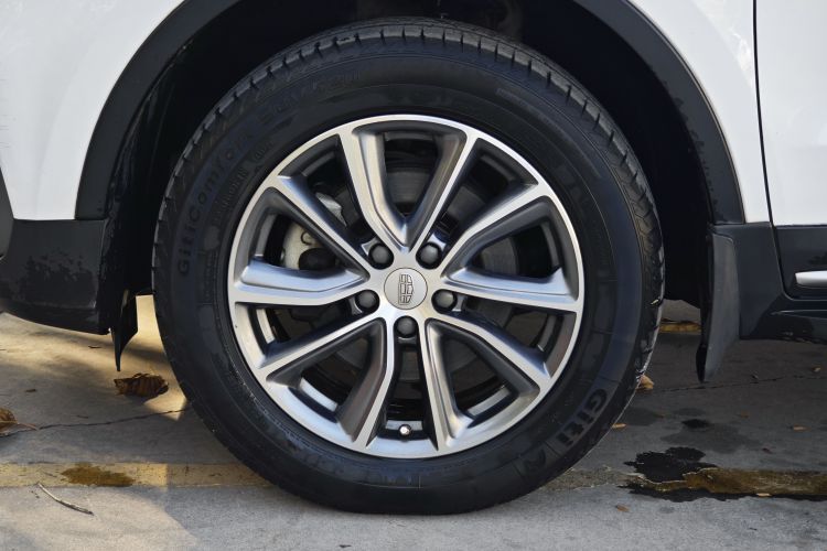 吉利汽车 博越 2018款 2.0L 手动两驱智雅型局部细节9004