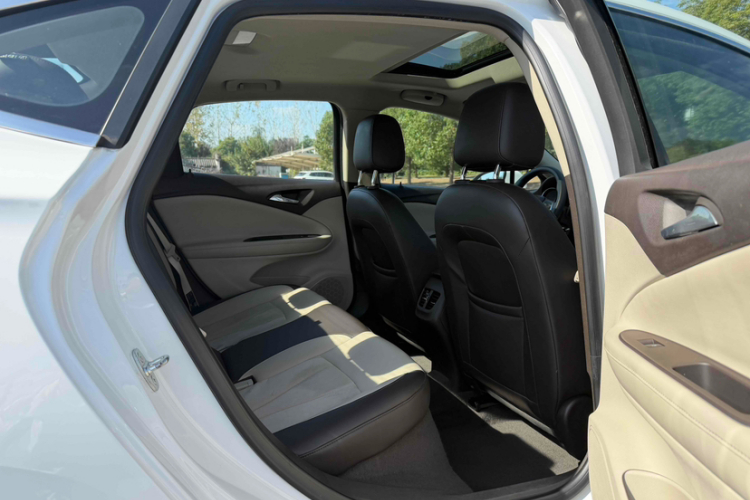 别克 威朗 2015款 三厢 15S 自动领先型车身外观6005