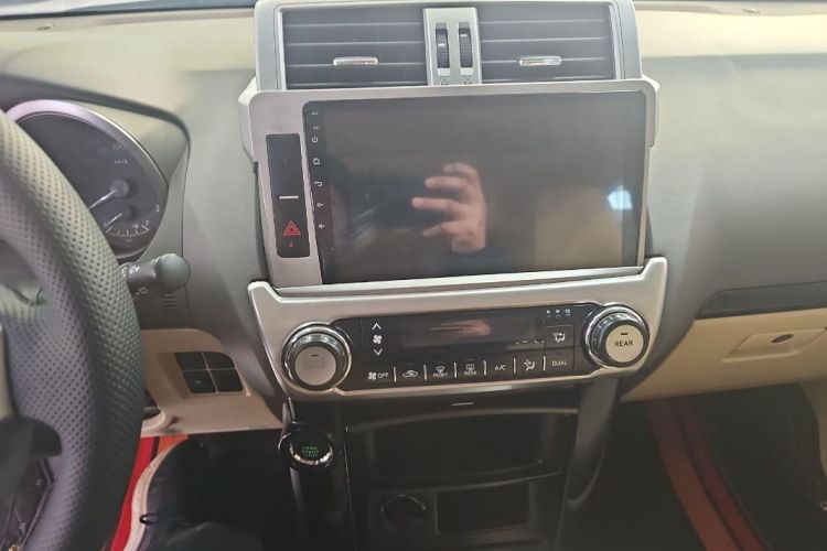 丰田 普拉多 2016款 2.7L 自动豪华版中控内饰7003