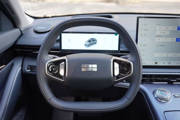 吉利银河 银河E5 2024款 530km 星舰版中控内饰7014