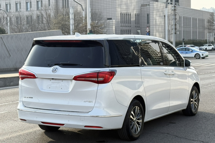 别克GL8 2018款 ES 28T 豪华型 国VI车身外观6004