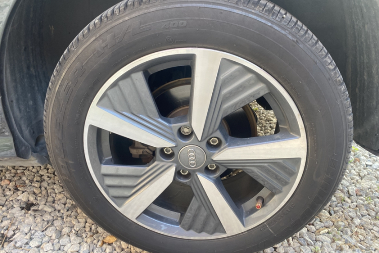 奥迪Q2L e-tron 2019款 Q2L e-tron 纯电智酷型车身外观6007