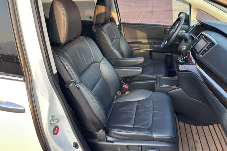 本田 奥德赛 2015款 2.4L 至尊版中控内饰7001