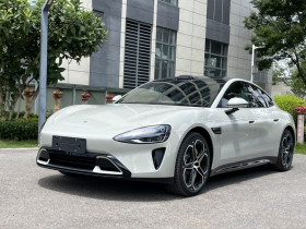 小米汽车 小米SU7 2024款 后驱超长续航高阶智驾Pro版