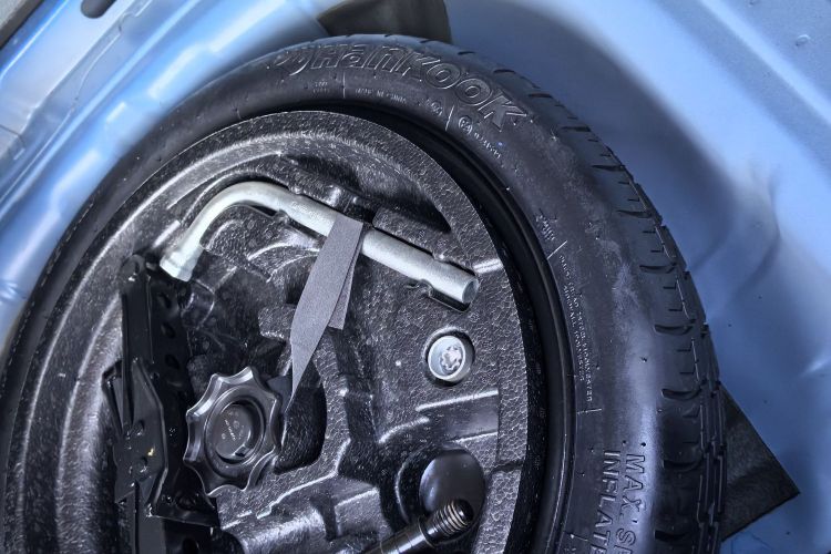 奥迪Q2L 2018款 35 TFSI 上市专享版 国V局部细节9008