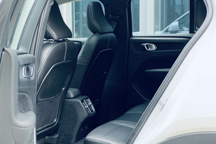 沃尔沃XC40 2021款 T4 四驱智远豪华版中控内饰7004