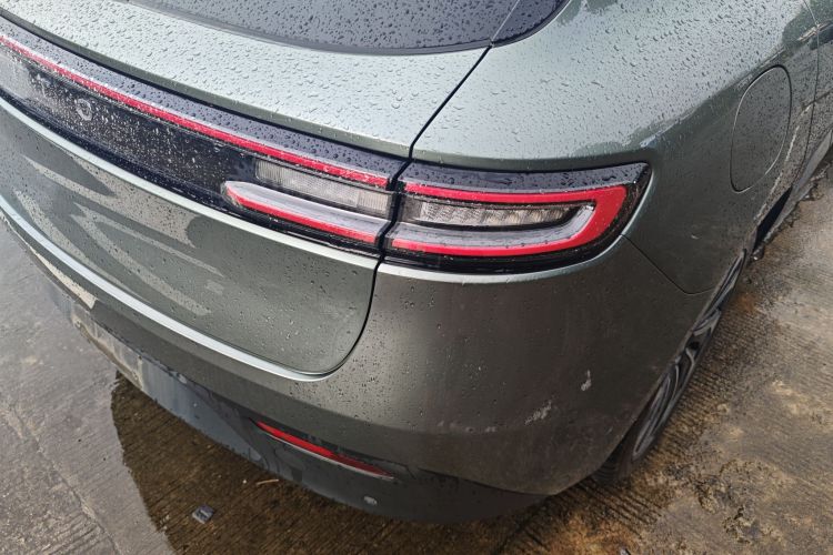 鸿蒙智行 问界M5 2022款 增程后驱标准版车身外观6010