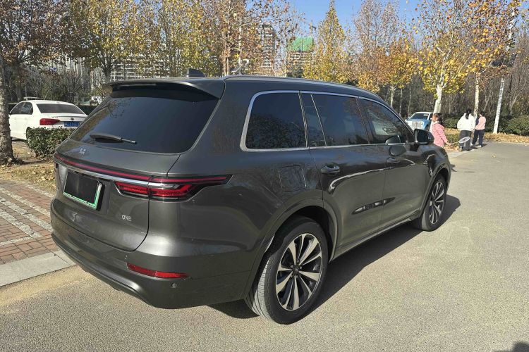 理想汽车 理想ONE 2020款 增程6座版车身外观6007