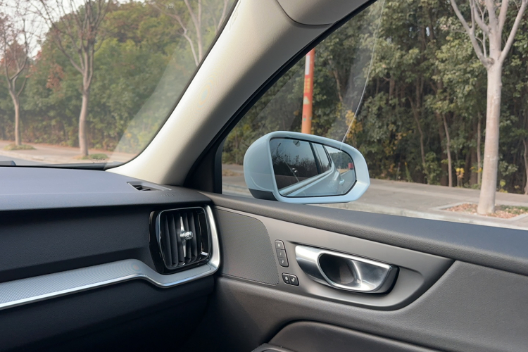 沃尔沃S60 2023款 B4 智远豪华版局部细节9002