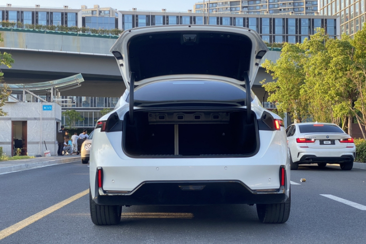 领克07 2024款 EM-P 126长续航 Halo局部细节23